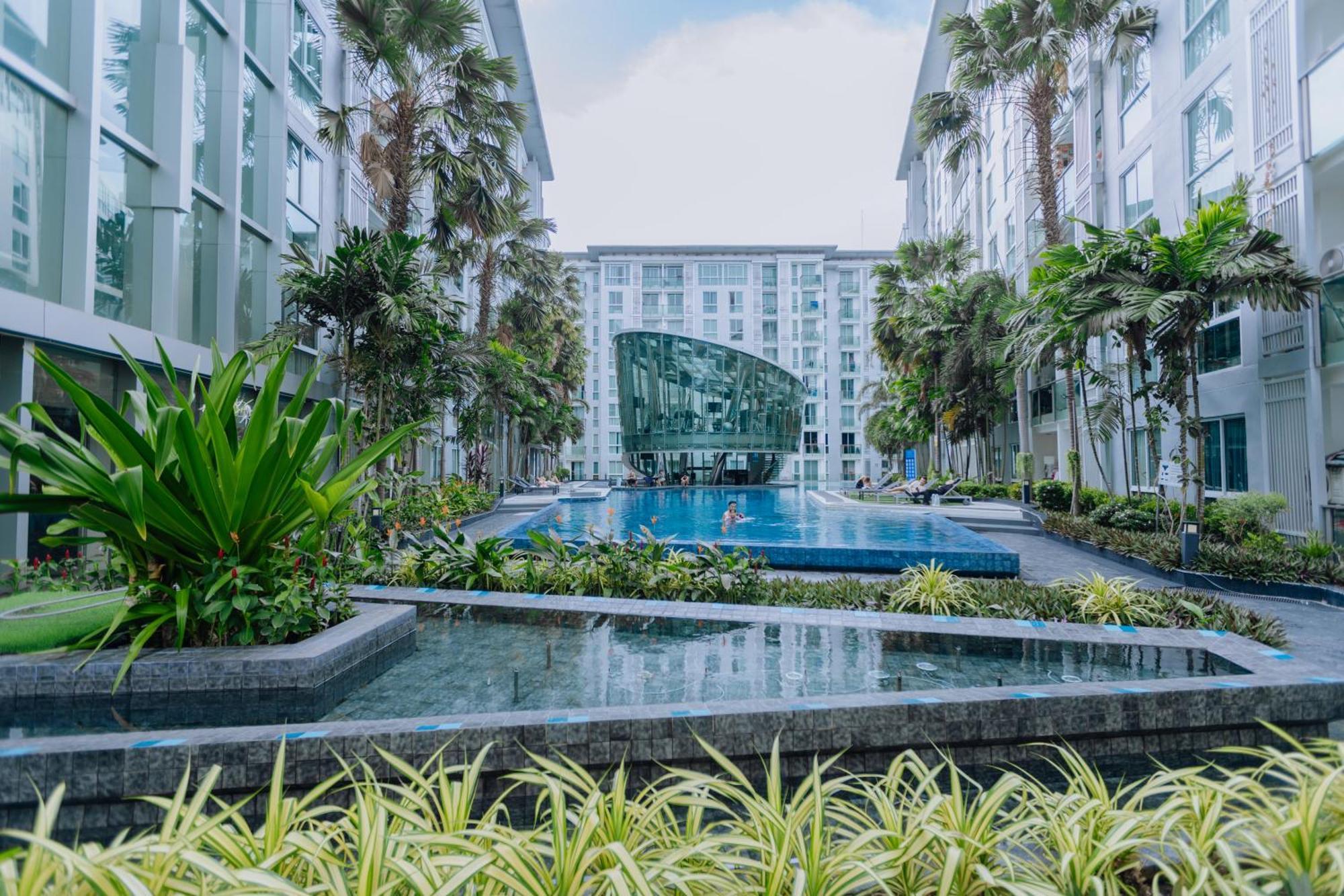 City Center Residence Kr Pattaya Bagian luar foto