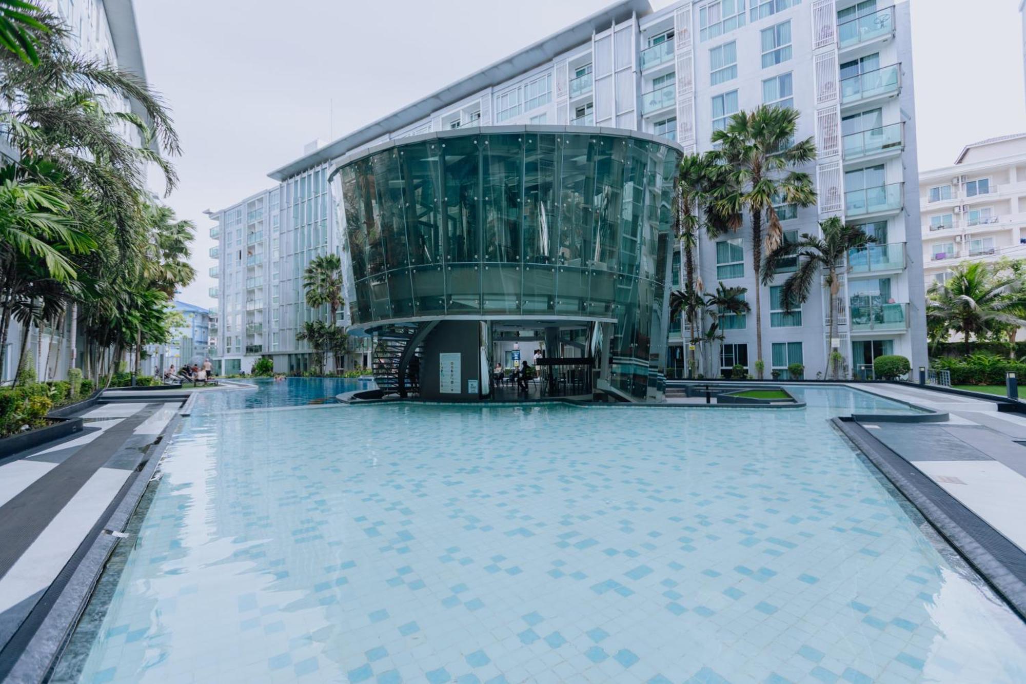 City Center Residence Kr Pattaya Bagian luar foto